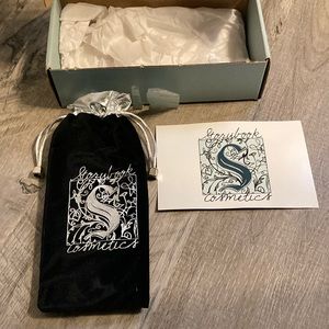 Genuine-Storybook Cosmetics Harry Potter Wand 5 Piece Makeup Brush Set